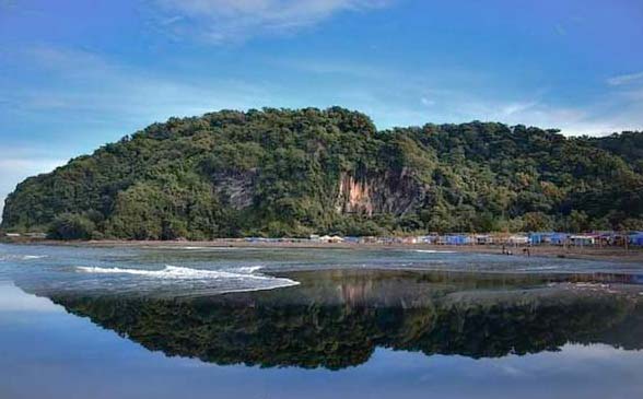 Pesona Pantai Sodong, Potongan Tanah Surga di Cilacap Jawa Tengah