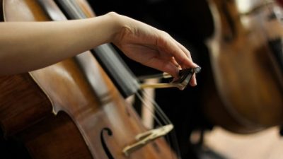 Cara Memainkan Alat Musik Cello, Cocok bagi Pemula