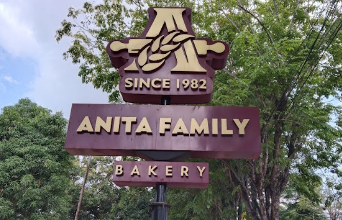 Anita Family Bakery Pamekasan