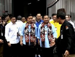 Minta Mandat Rakyat Sebelum Prabowo-Gibran Masuk ke KPU