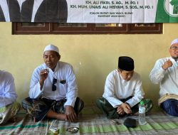 KH Maulidi Alhasani Pesantren Sukorejo: KH Ali Fikri Suri Tauladan