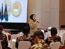 Lita Machfud Arifin Resmi Dikukuhkan Ketua PD HIPWI FKPPI Jawa Timur