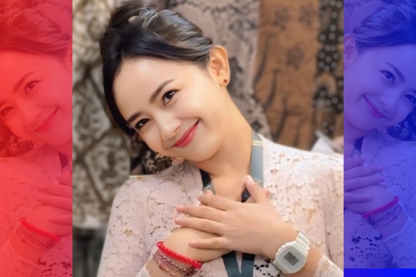 Senyum Ayu Puspa viral