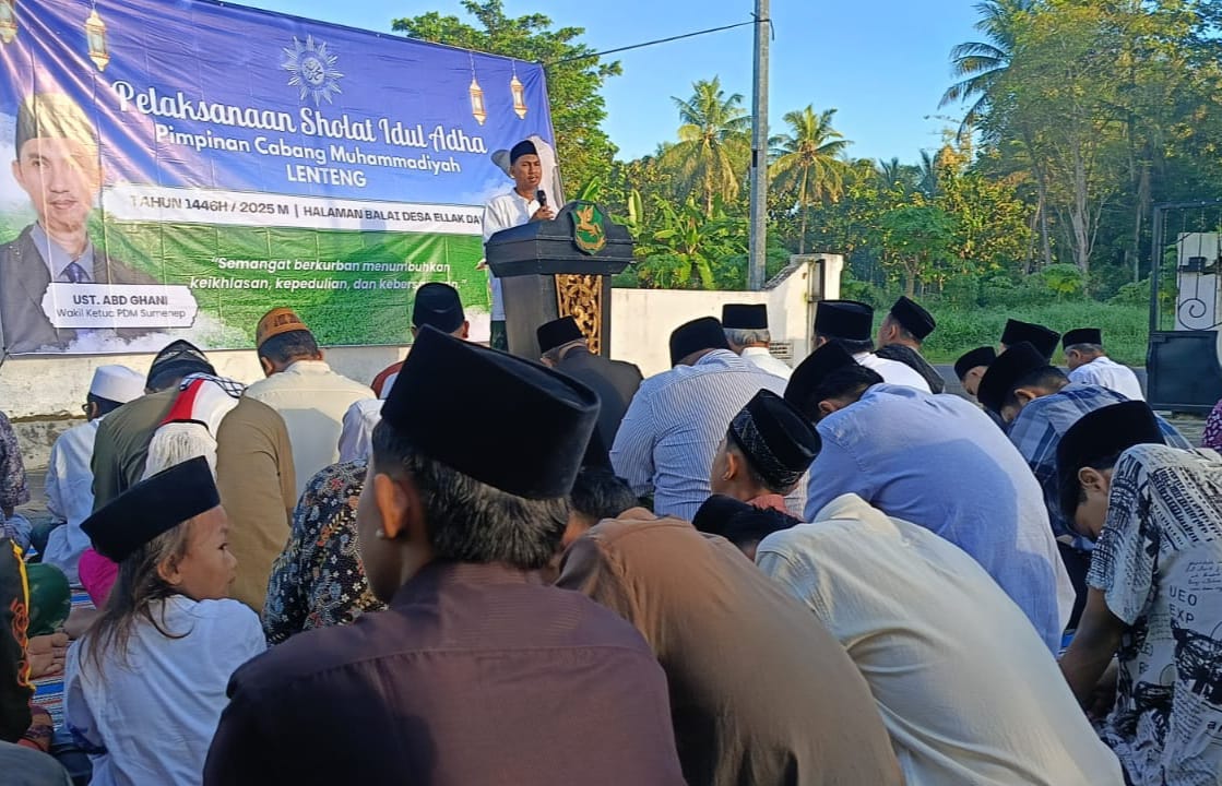 PCM Lenteng Sumenep shalat Idul Adha perdana bersama masyarakat setempat.