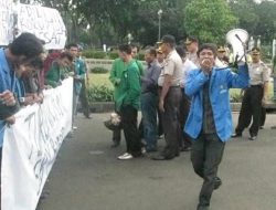 Kronik Independensi Gerakan Mahasiswa